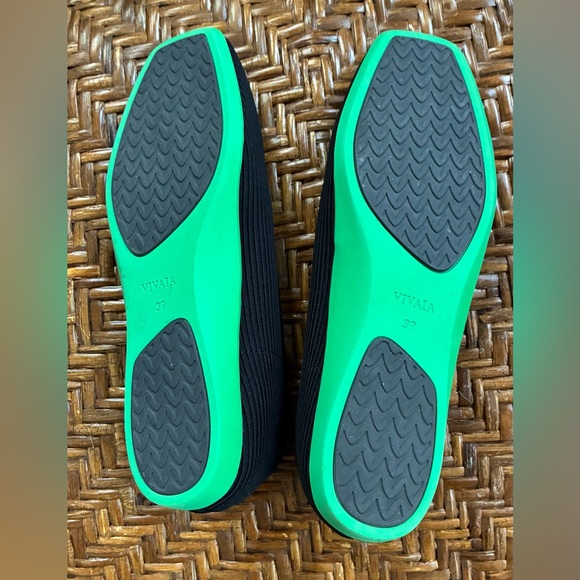 NEW VIVAIA Black Ballet Square Toe Women's Flats 8.5 - Picture 2 of 3